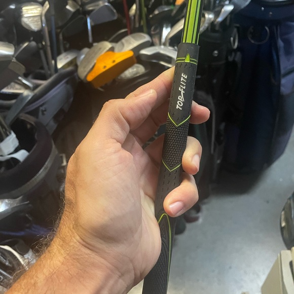 Top Flite Sand Wedge Junior Flex In Right Handed - Picture 5 of 6